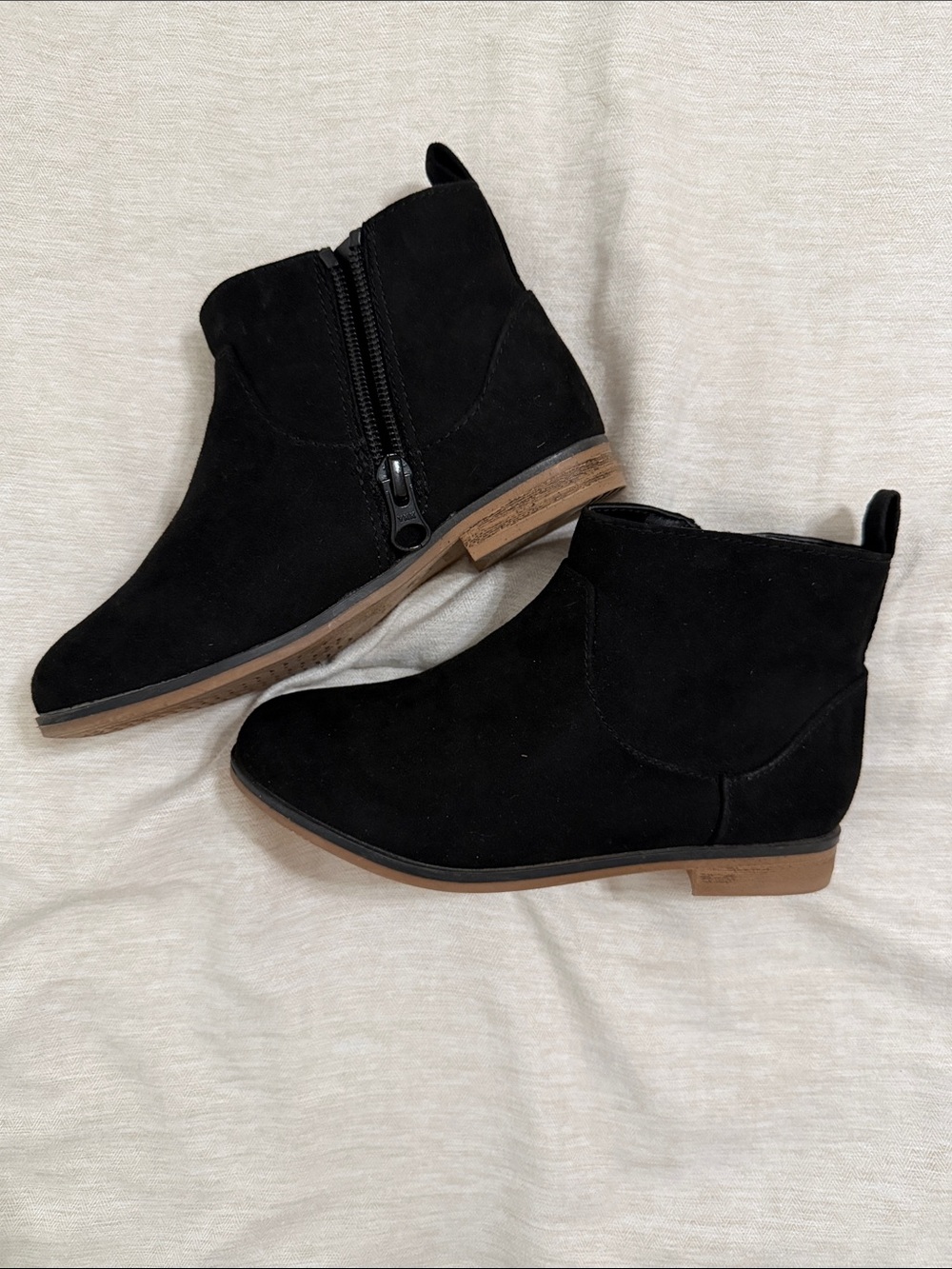 Cat & Jack Black Suede Kids Ankle Boots with Side Zip